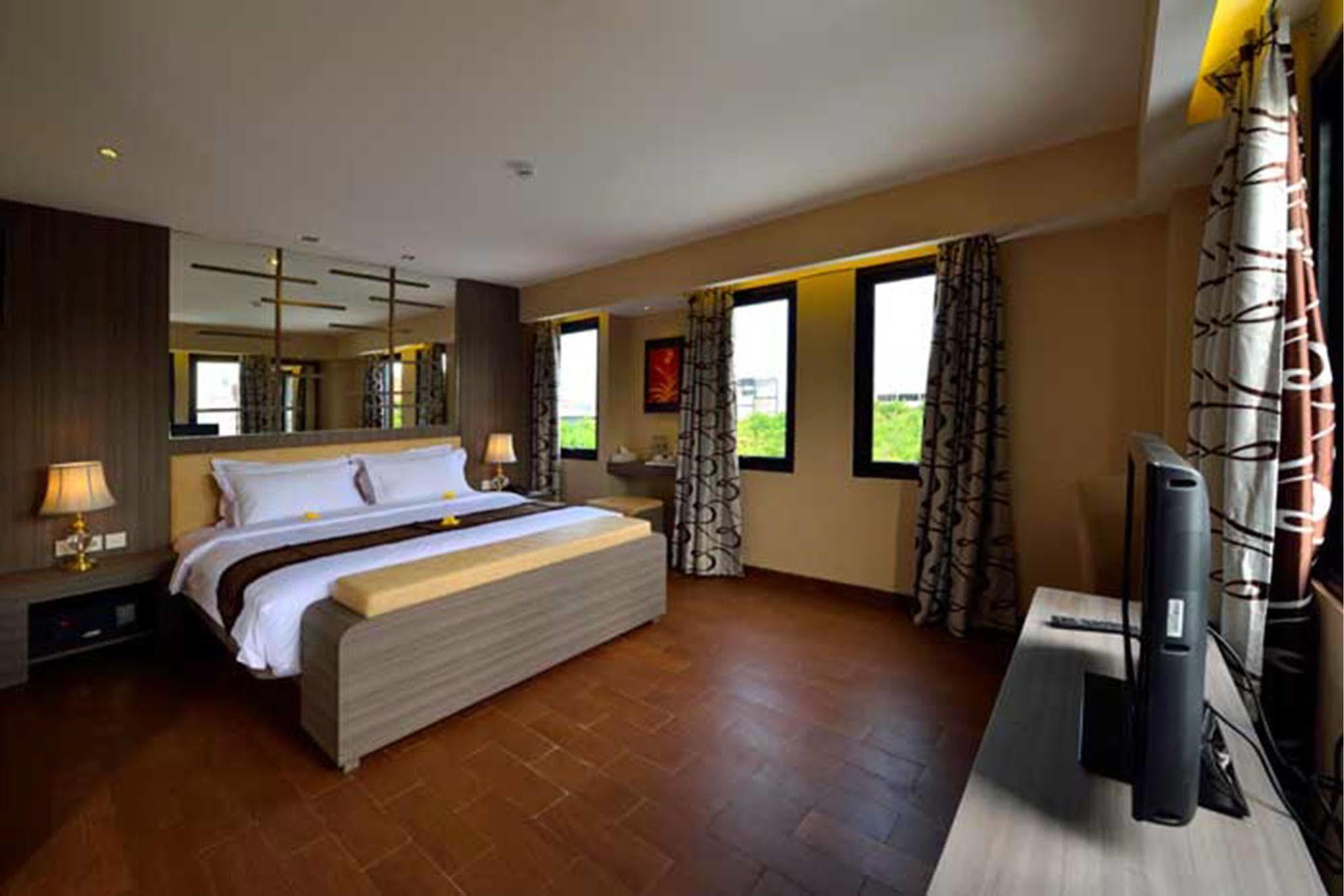 Serela Kuta By Kagum Hotels Exterior photo