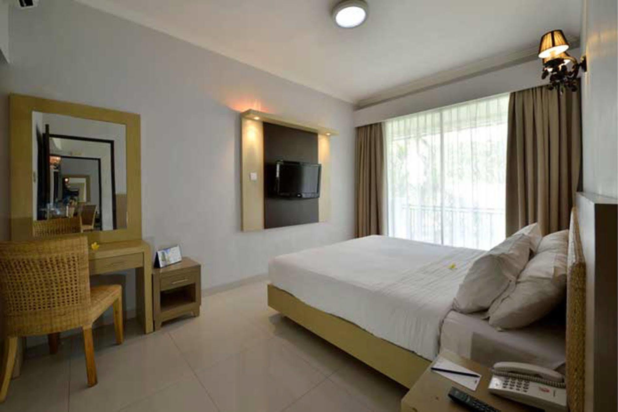 Serela Kuta By Kagum Hotels Exterior photo